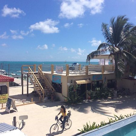 Popeye'S Beach Resort San Pedro  Extérieur photo