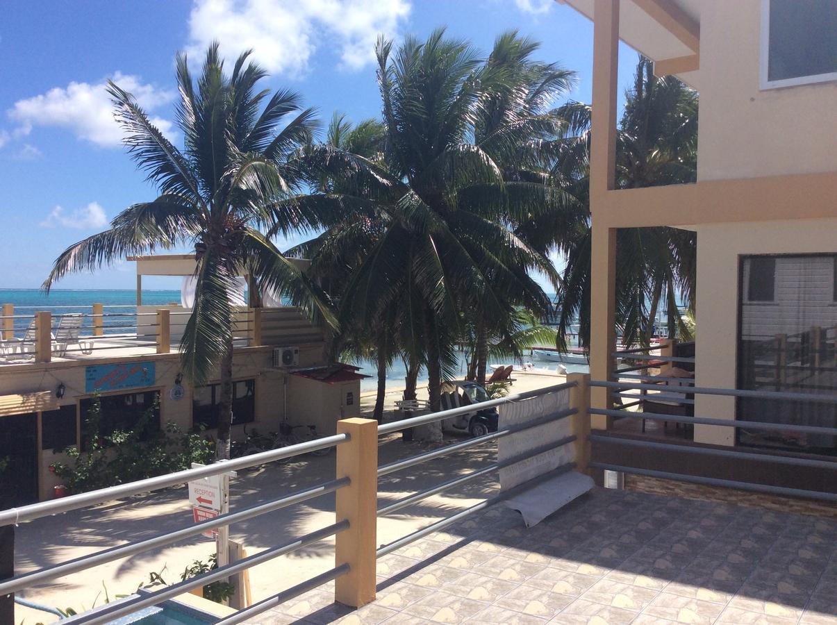 Popeye'S Beach Resort San Pedro  Extérieur photo
