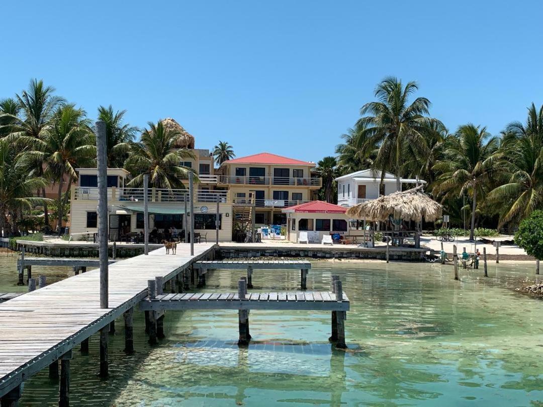 Popeye'S Beach Resort San Pedro  Extérieur photo