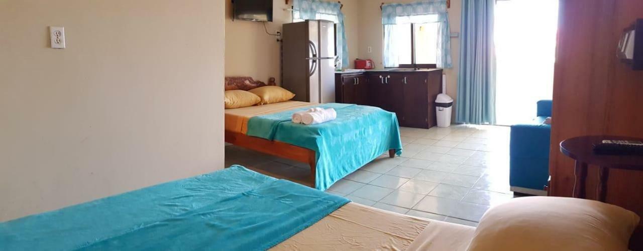 Popeye'S Beach Resort San Pedro  Extérieur photo